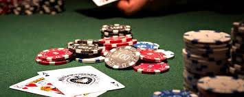 Casino-style slot games and live entertainment categories on bingomax